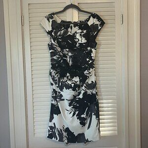 Suzi Chin dress cap sleeve ruching black white floral 8 cotton